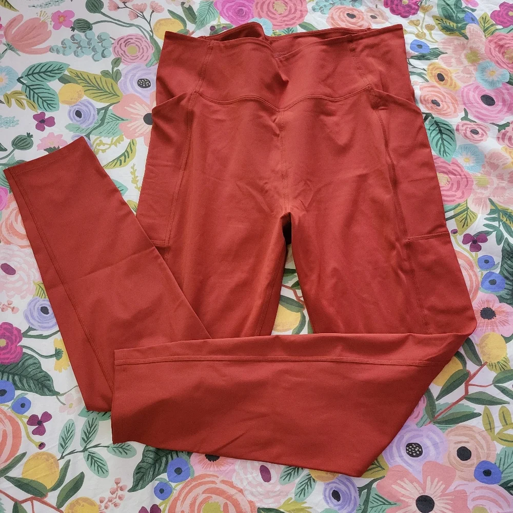 Girlfriend Collective Compressive Pocket Leggings - Picture 5 of 6